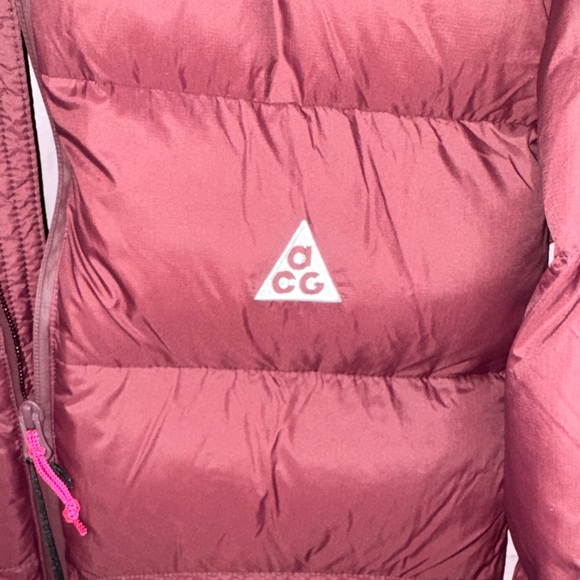 Nike ACG Maroon Puffer Jacket - Picture 3 of 15